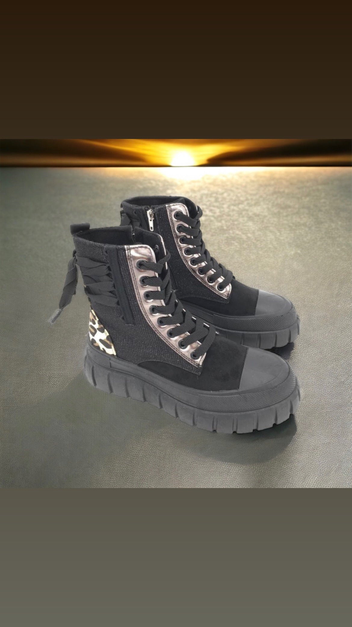 Boots glitter cheeta