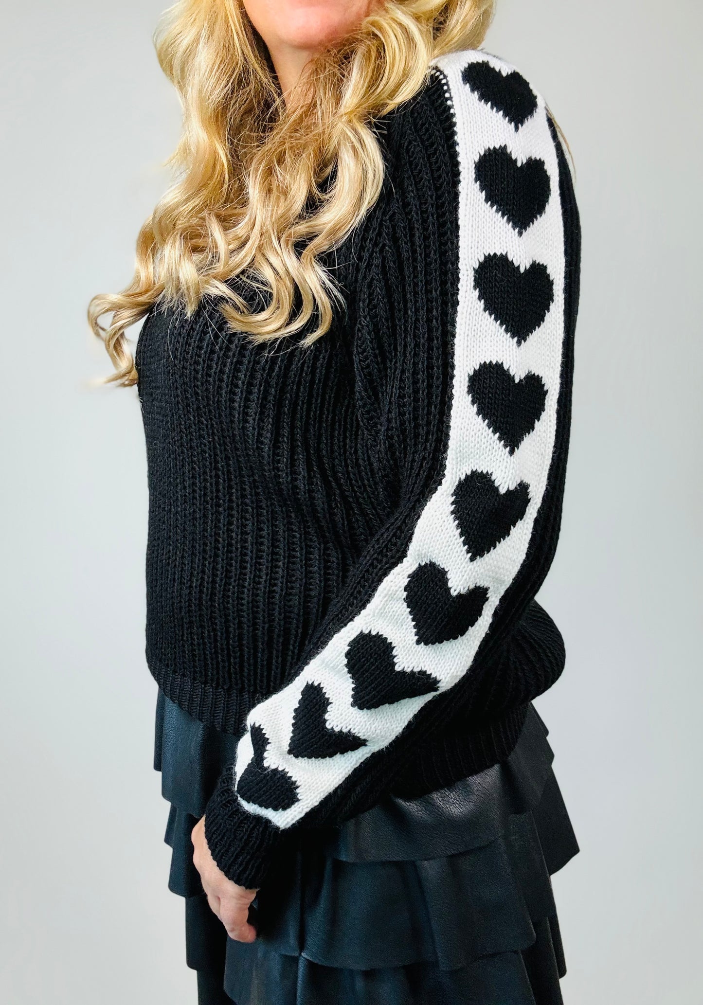 Sweater met hartenbies | Zwart