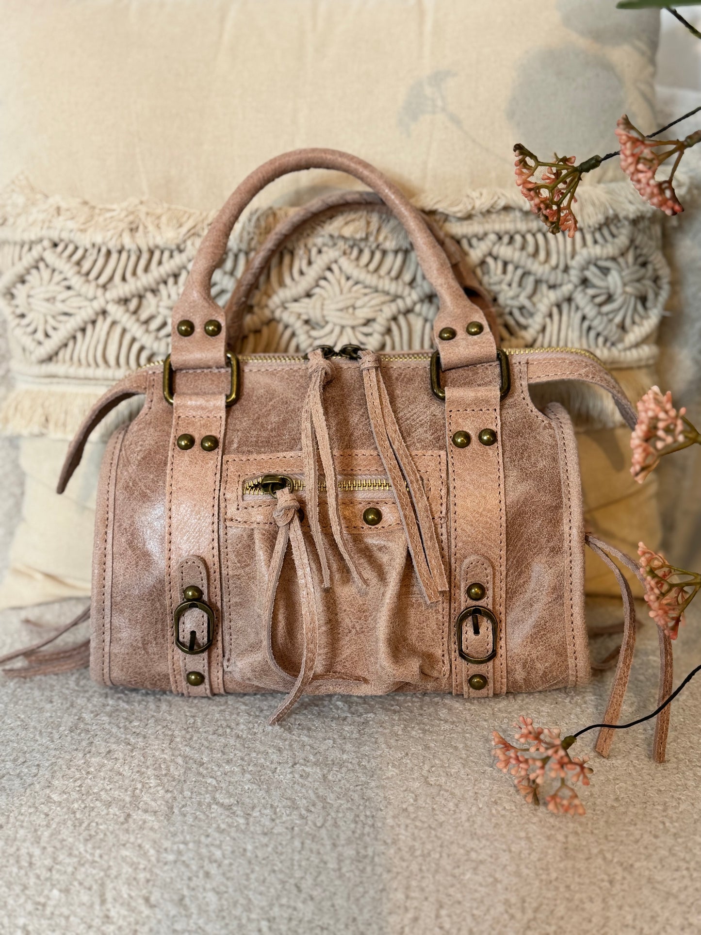 Senna leather bag