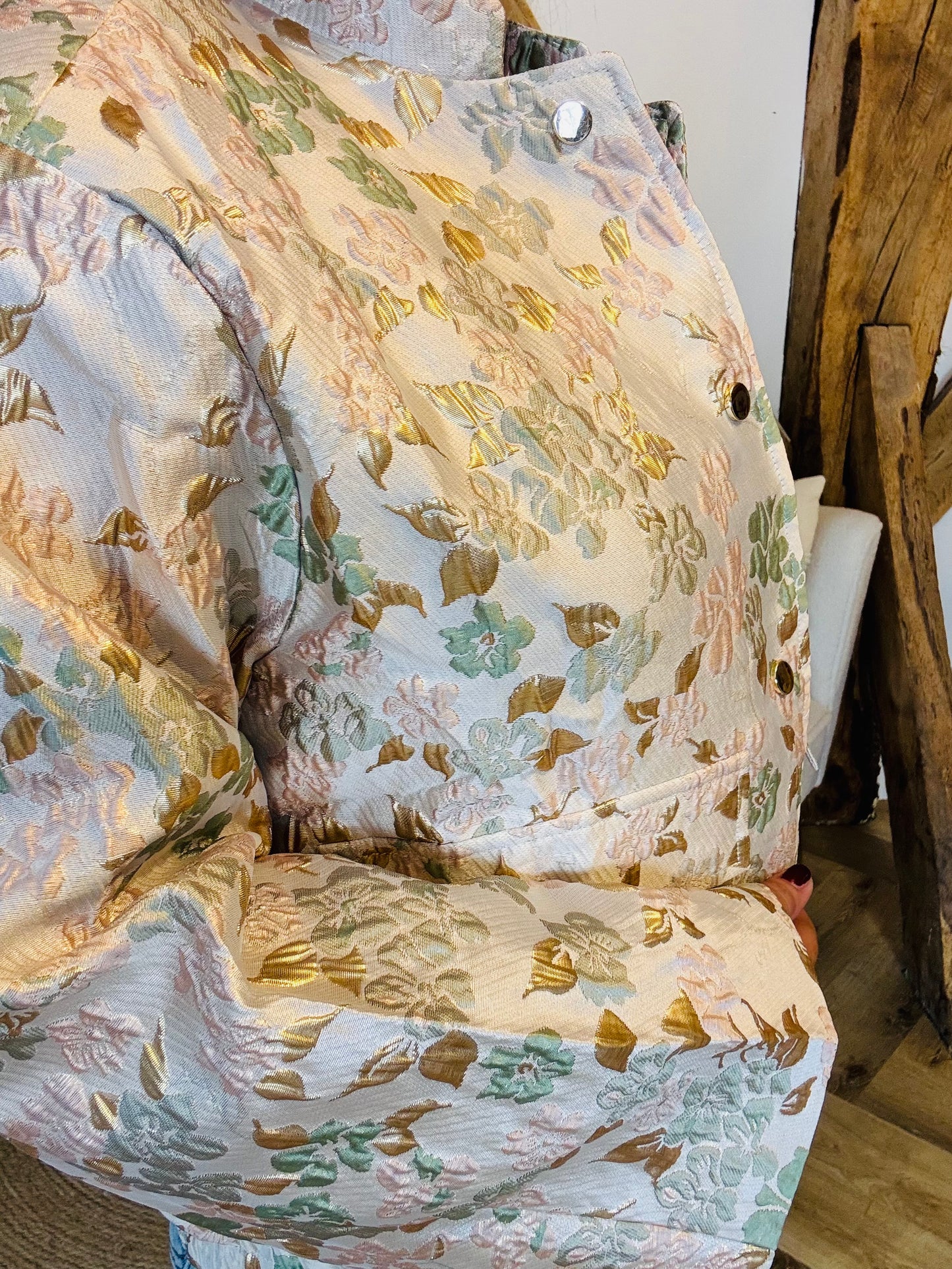 Pastel flower jacquard bomber jas