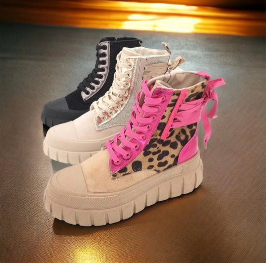 Boots glitter cheeta
